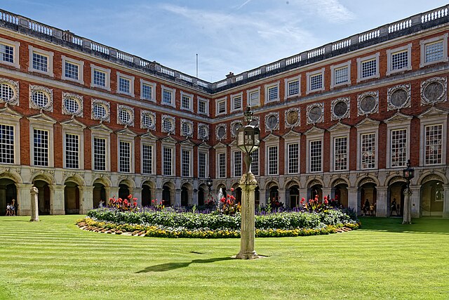 Hampton Court Palace, Richmond