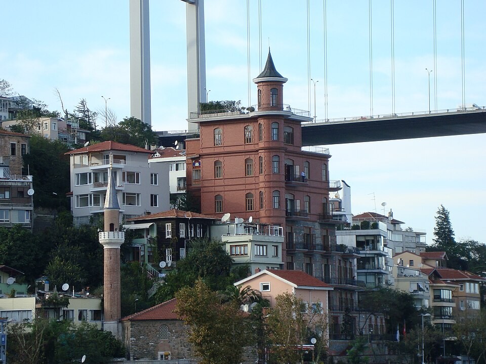 Perili Köşk