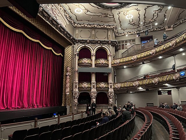 St. James Theater, Wellington